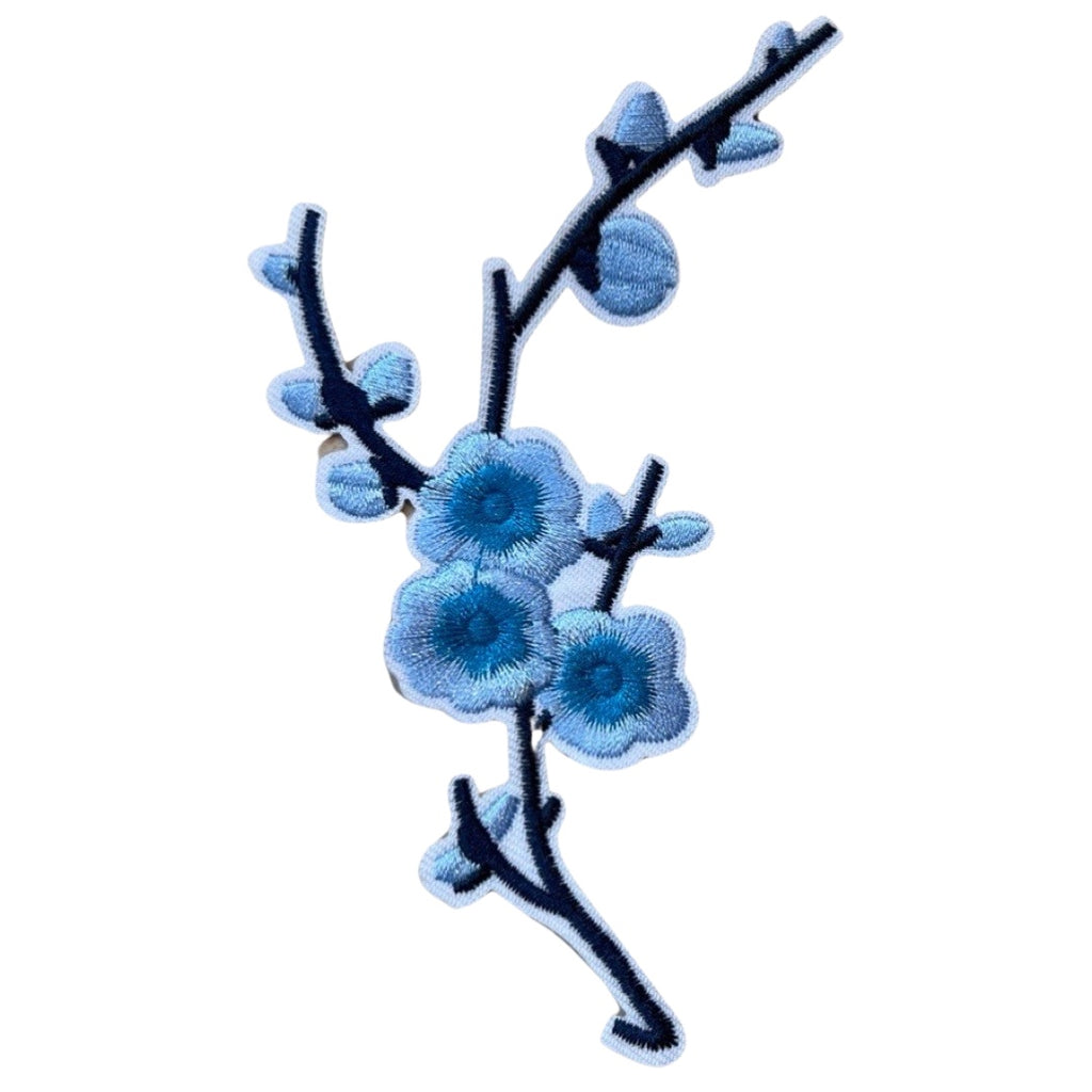Pruimen Bloesem Bloemen Licht Blauw Strijk Embleem Patch Links