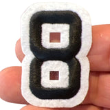 Nummern-Emblem-Aufnäher zum Aufbügeln in Schwarz und Weiß