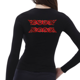Twee maal de Cosplay Sequins Venetiaans Kant Strijk Applicatie Patch Rood op een zwarte longsleeve