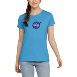 Nasa Embleem Strijk Patch Rond op een blauw t-shirt