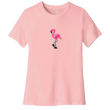 Flamingo Paillette Strijk Embleem Patch Small op een roze t-shirt