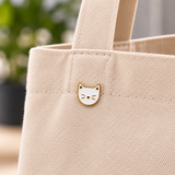 Weiße Kitty Cat Emaille Pin