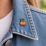 Kirsche Emaille Pin Orange