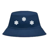 Drie Sneeuwster Sneeuwvlok IJskristal Strijk Embleem Patches op een blauwe Bucket Hat