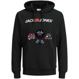 Finish Vlaggen Formule 1.Strijk Embleem Patch samen met drie andere formule 1. strijk patches op een zwarte hoodie