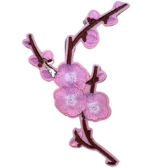 Emblem-Aufnäher zum Aufbügeln mit Blüten- und Blumenzweig, links
