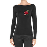 Pioen Roos Bloemen Strijk Embleem Patch op een zwarte longsleeve