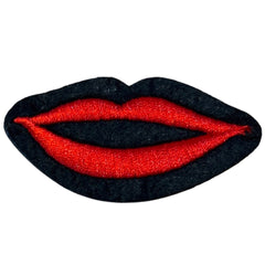 Aufnäher mit Mund und roten Lippen