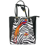 Rood Met Gele Paillette Paradijs Vogel XXL Strijk Embleem Patch samen met een kleine strijk patch van parkieten op een tas met zebra print