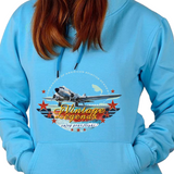 Vliegtuig Legends Tekst Strijk Applicatie op een blauwe hoodie
