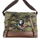 Che Guevara Cuba Guerrillaleider Strijk Embleem Patch op een tas met legergroen camouflage print