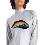 Mond Bijt Op Lip Pailletten Strijk Embleem Patch Regenboog op een zilverkleurige longsleeve