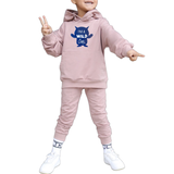 Monster I'm A Wild One Flock Strijk Applicatie Medium op een licht roze hoodie