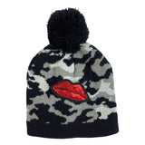 Rode Lippen Mond Pailletten Strijk Embleem Patch o peen muts met camouflage print